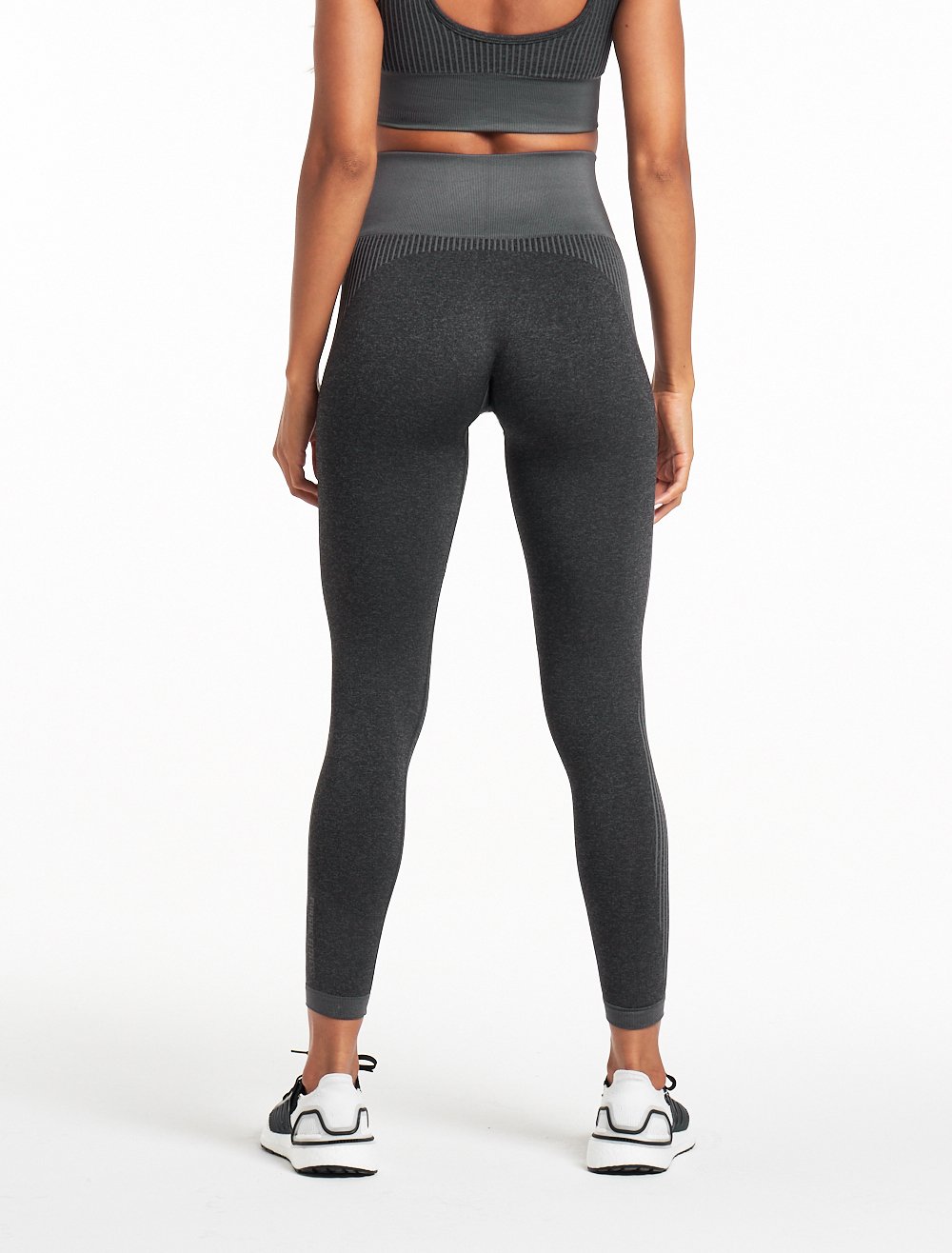 Pursue Fitness Adapt Seamless High Waist Leggings in Black Womens Size S