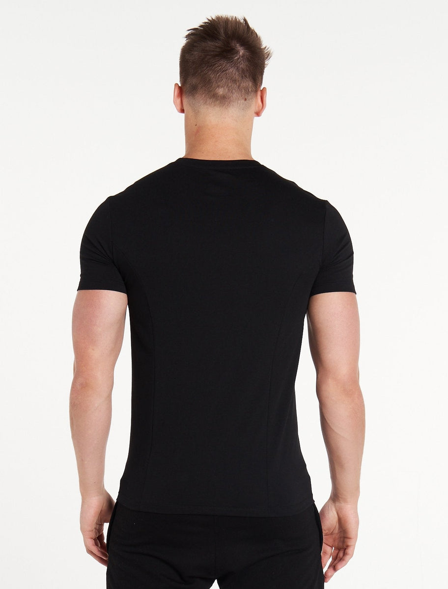 Black Essential T-Shirt | Pursue Fitness