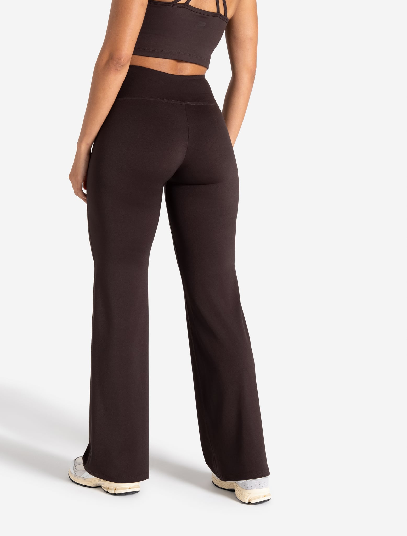 Sculpt Flared Leggings - Espresso Pursue Fitness 2