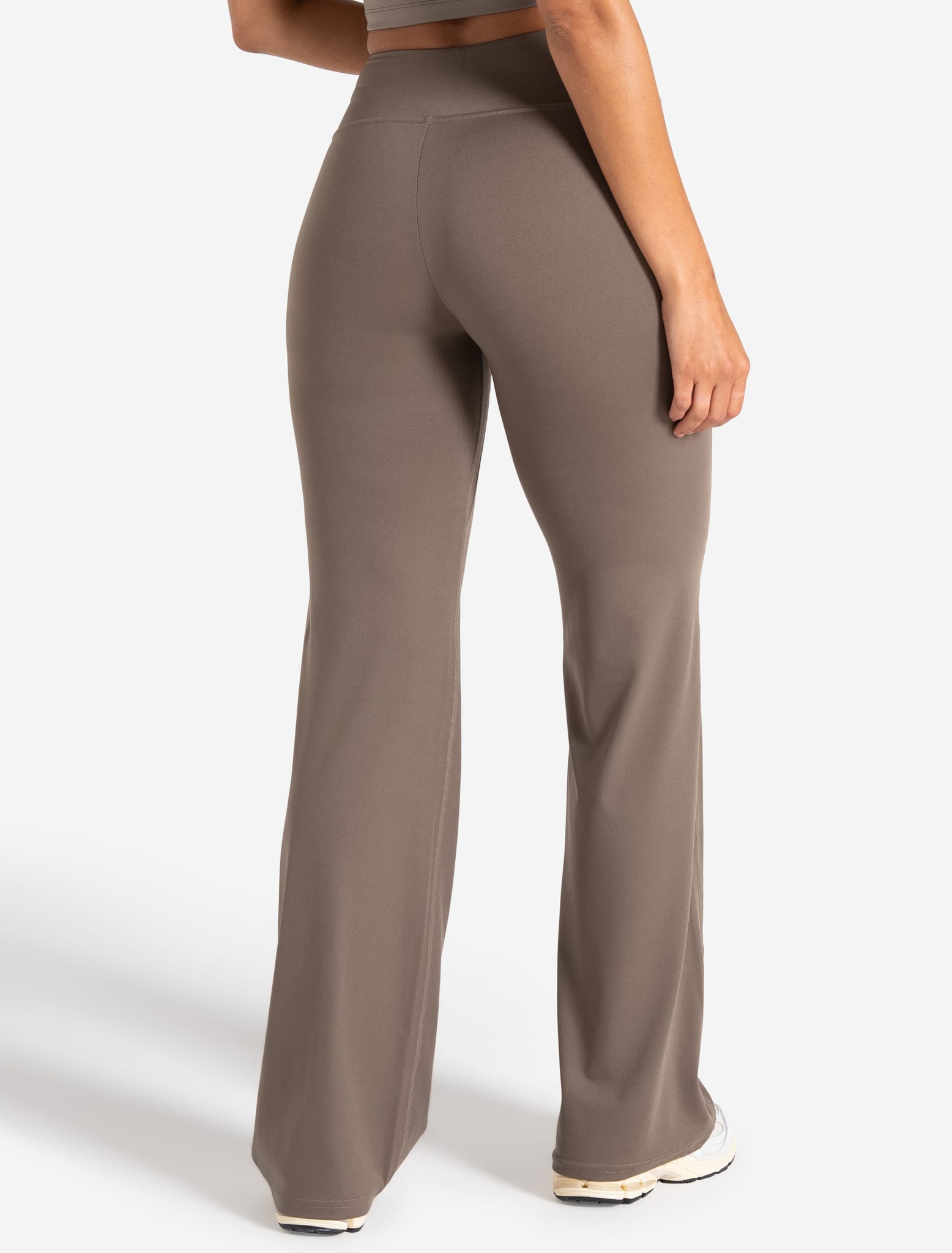 Sculpt Flared Leggings - Taupe Pursue Fitness 2