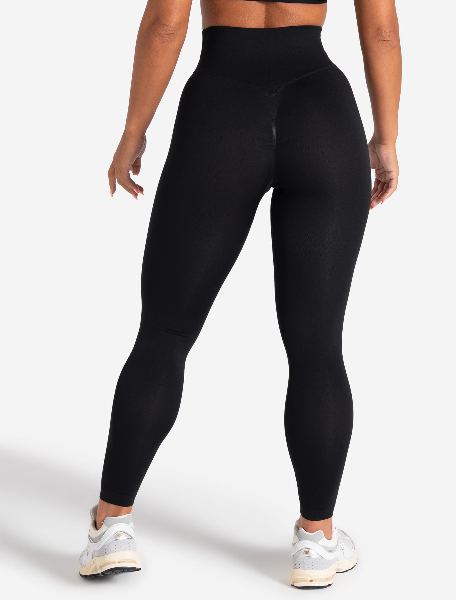 Sculpt Seamless Scrunch Leggings - Black Pursue Fitness 2