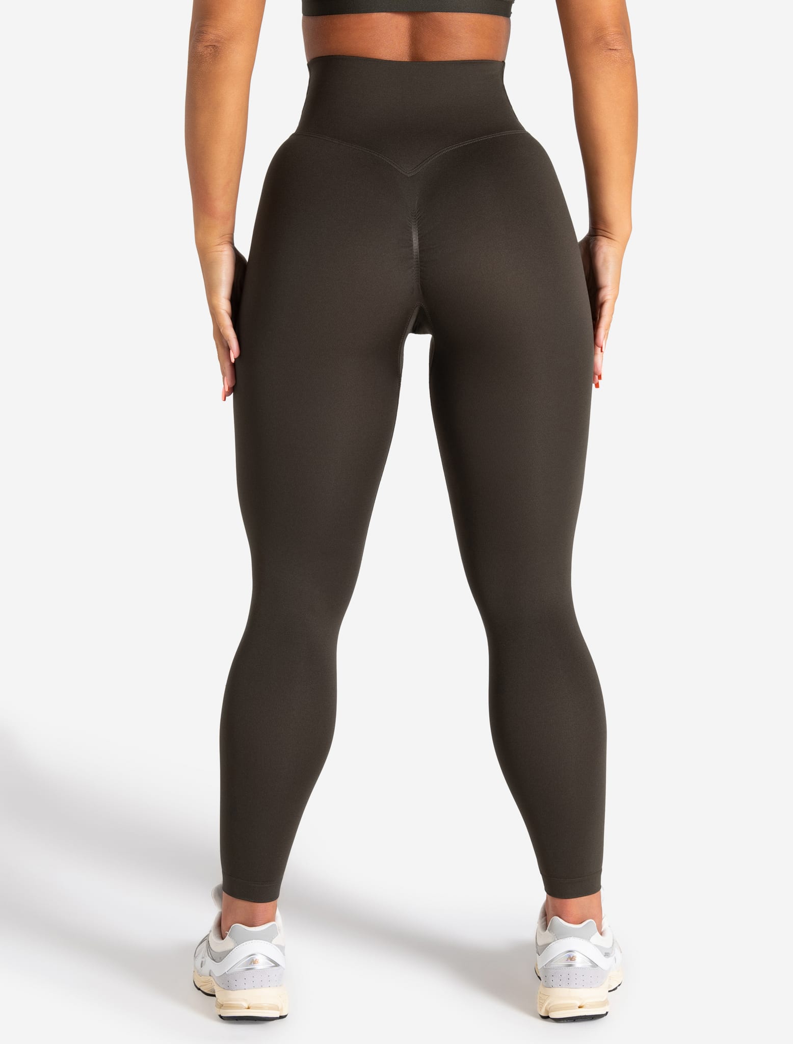 Sculpt Seamless Scrunch Leggings - Olive Pursue Fitness 2