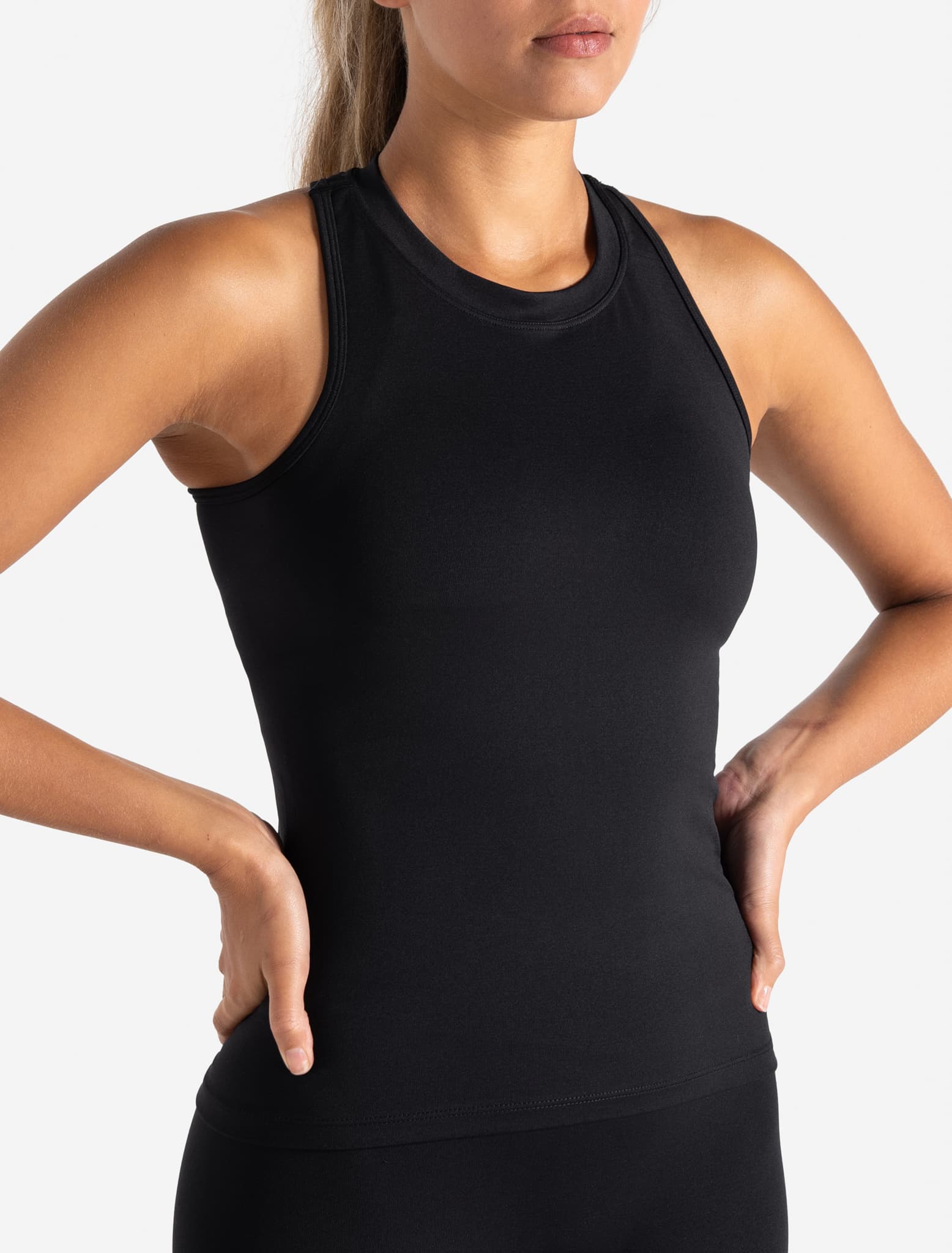 Sculpt Seamless Vest - Black Pursue Fitness 1