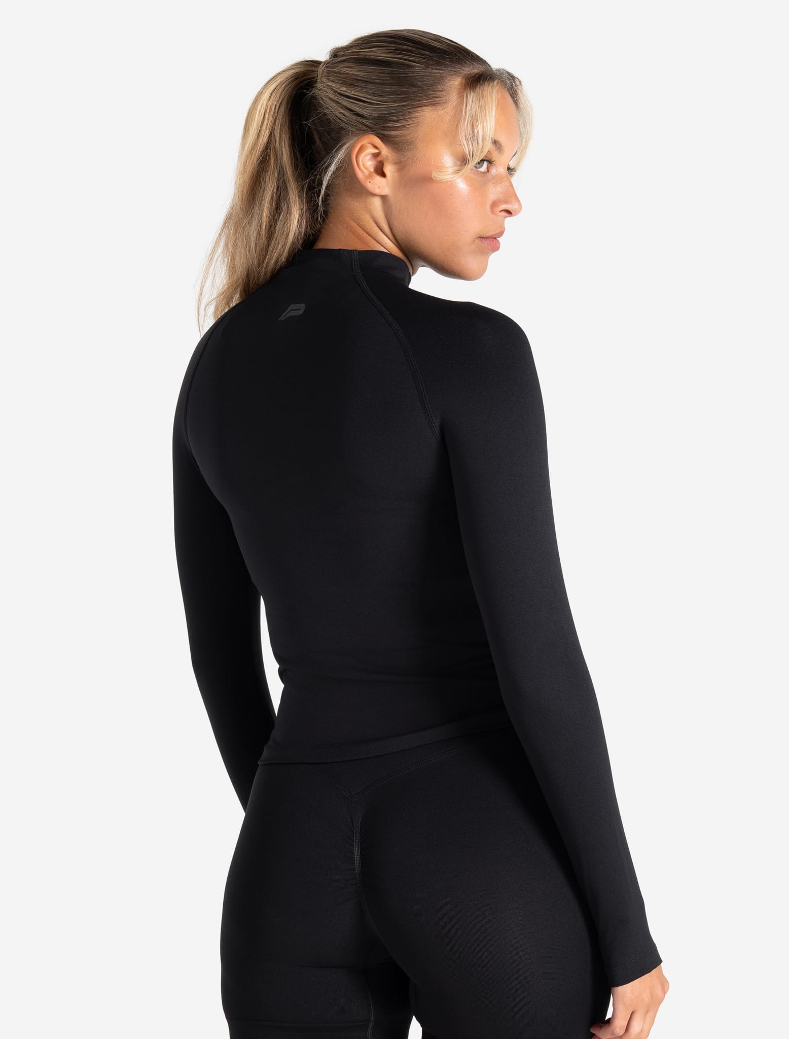 Sculpt Seamless Zip Jacket - Black Pursue Fitness 2