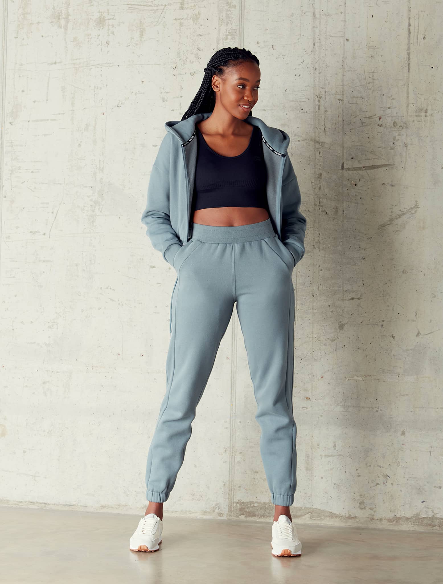 Select Crop Jacket - Teal Pursue Fitness 2