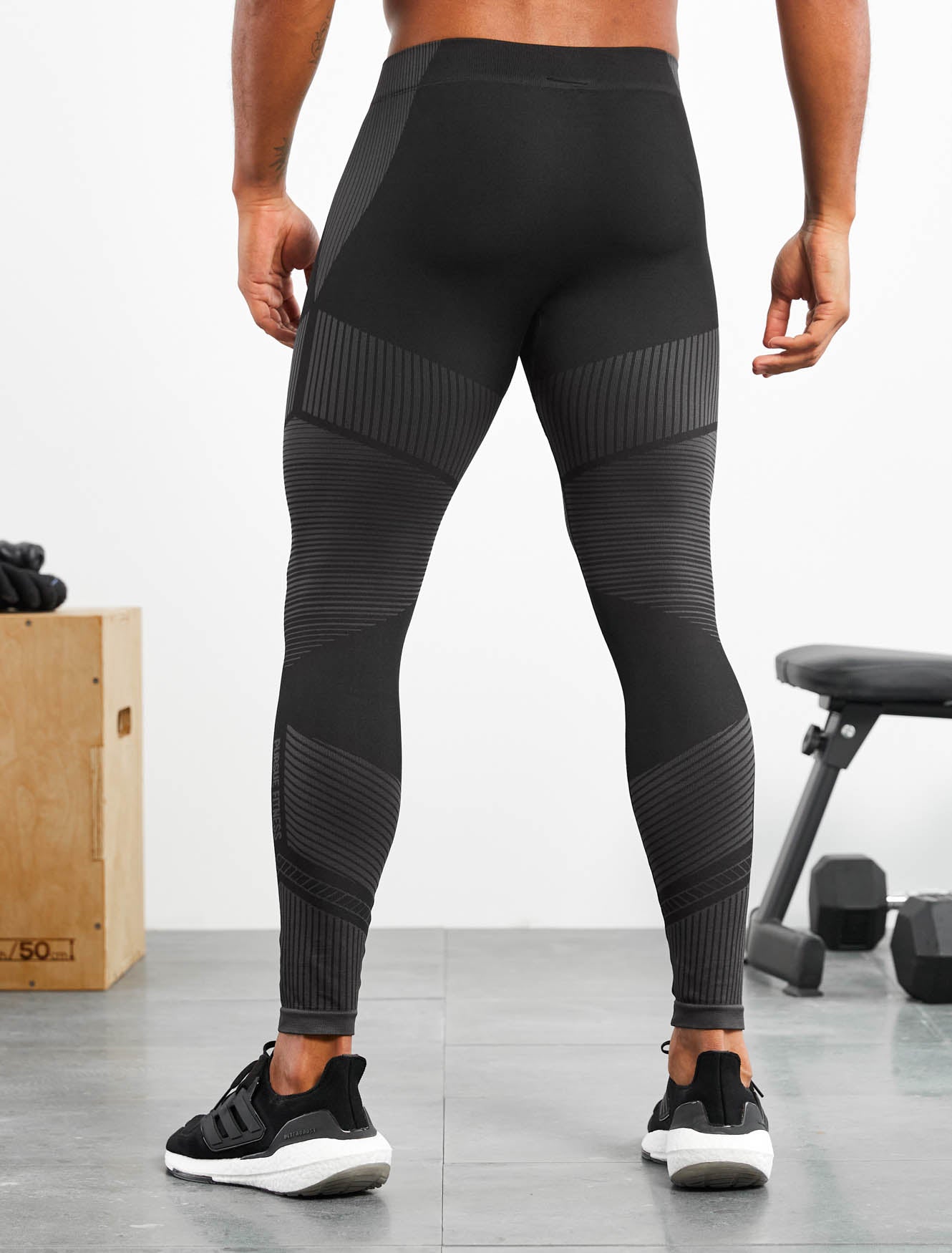 Xeno Seamless Leggings for Men | Black | Pursue Fitness